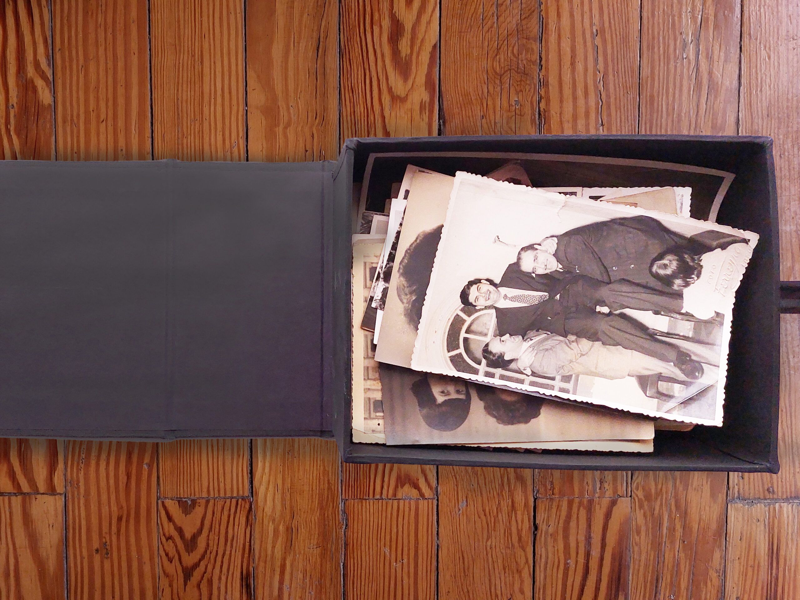 Caja para guardar fotos impresas - Imagen 7