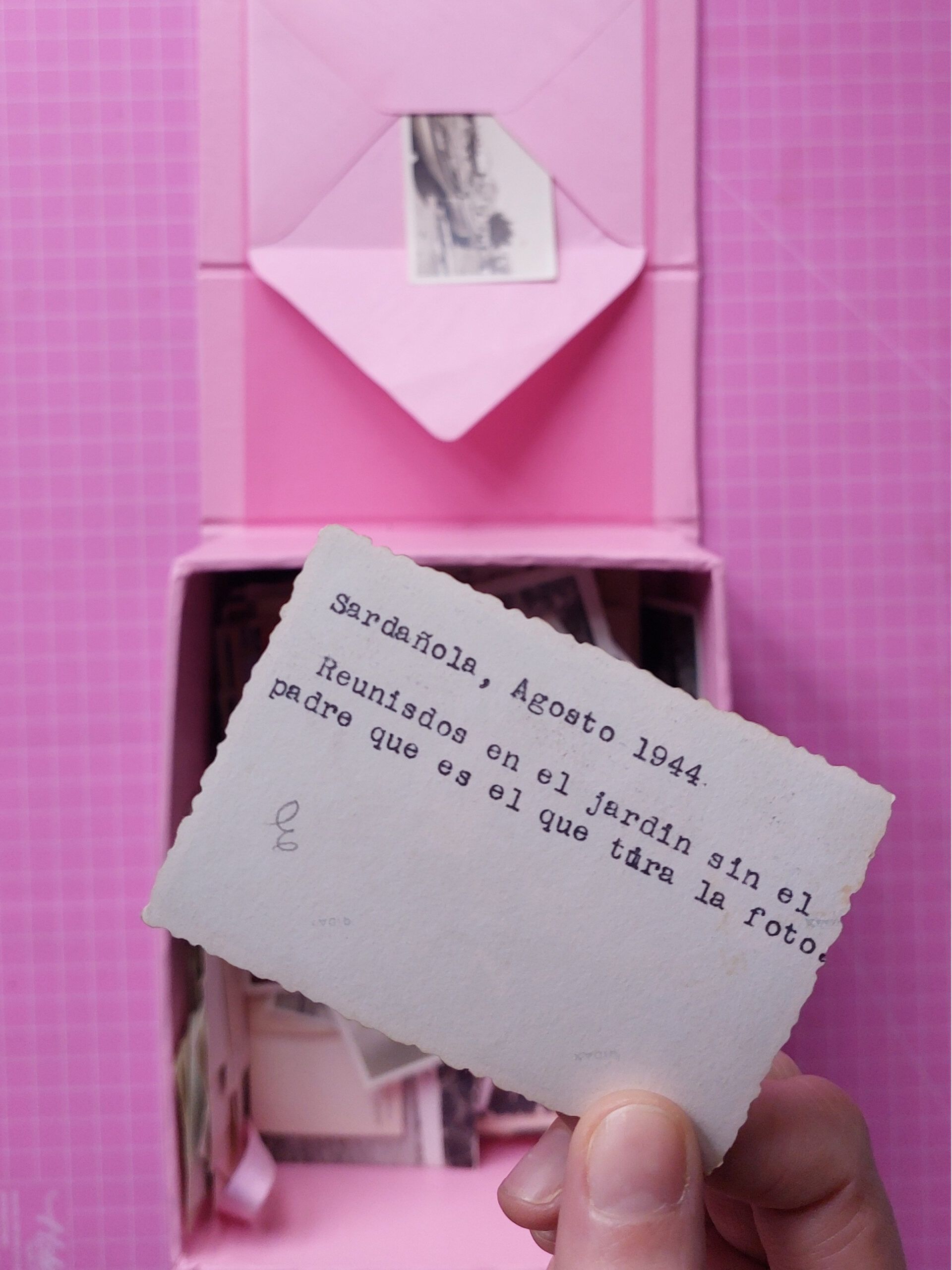 Caja para guardar fotos impresas - Imagen 6
