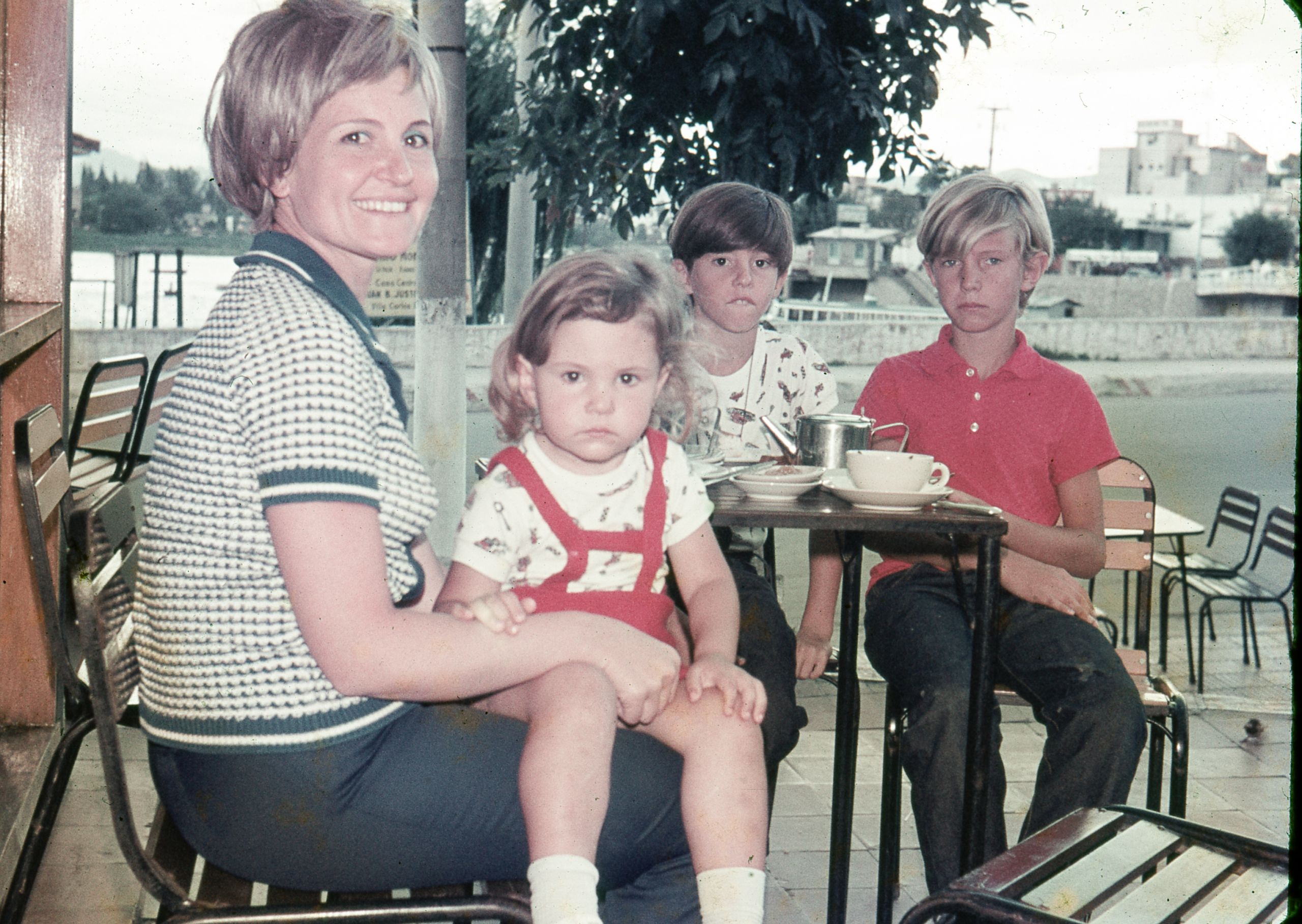 escaneo de diapositivas familiares